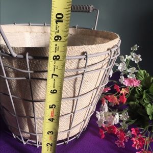 LG Metal Farmhouse Basket